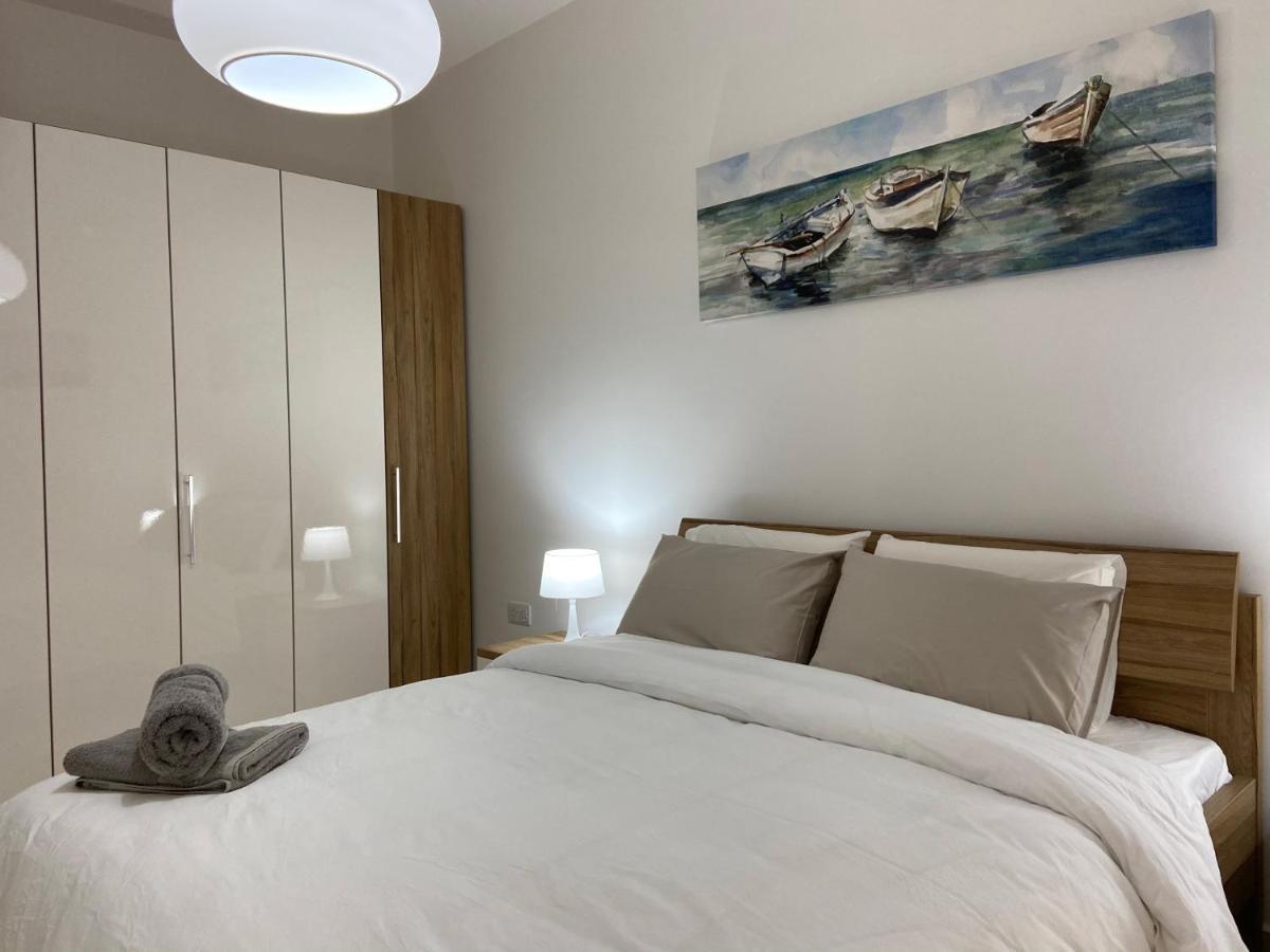 Rock Bay Apartment บีร์เซบบูจา ภายนอก รูปภาพ