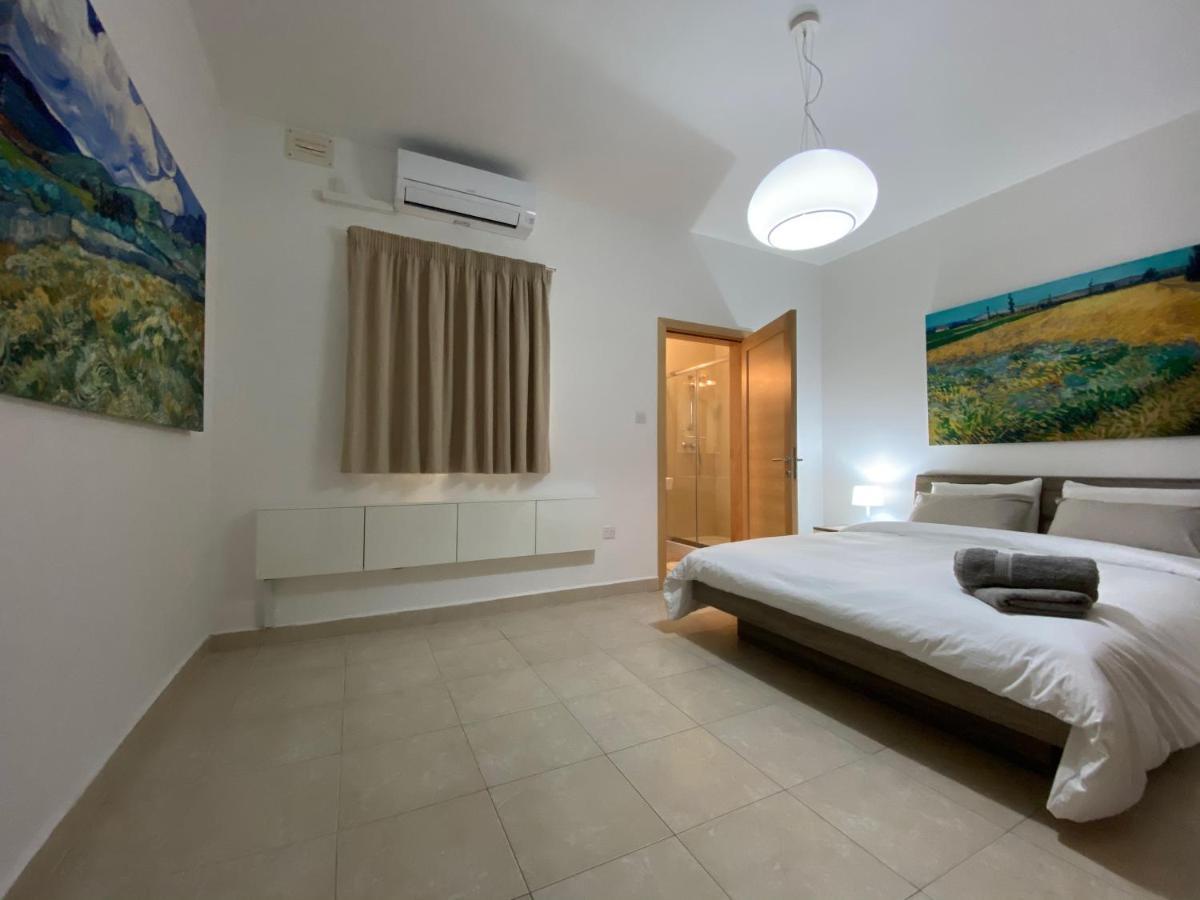 Rock Bay Apartment บีร์เซบบูจา ภายนอก รูปภาพ